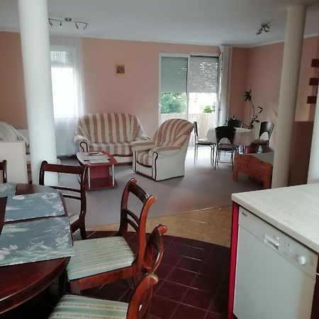 Rokus Apartman Apartment Szeged Ngoại thất bức ảnh